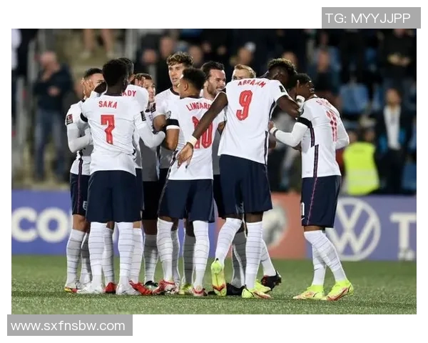 成都足球队以69分领跑世界杯积分榜展现强劲实力和团队合作精神