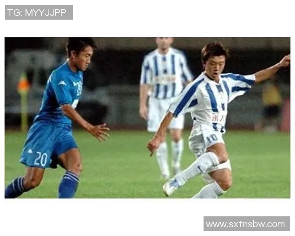 足球明星黄勇的生平成就与精彩瞬间全景介绍