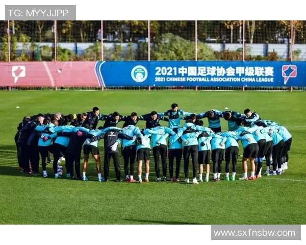 上海羽毛球队在欧锦赛积分榜中以50分稳居首位展现强劲实力 上海羽毛球队在欧锦赛积分榜中以50分稳居首位展现强劲实力